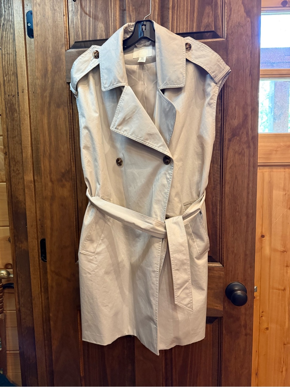H&M Cropped Sleeveless Trench Coat - Light Beige